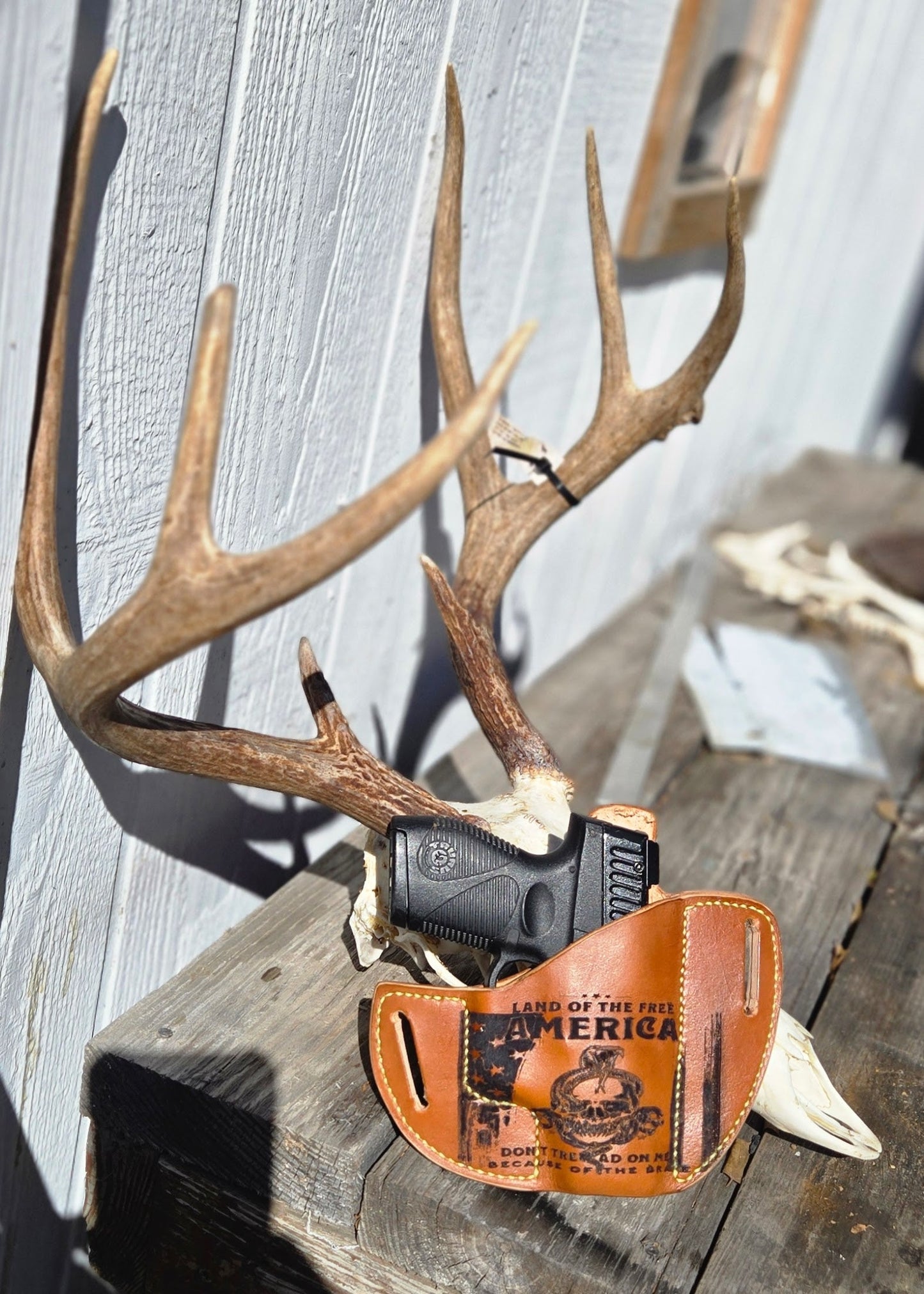 The Patriot Saddle Holster, Pancake Holster AnchorsAweighLeather