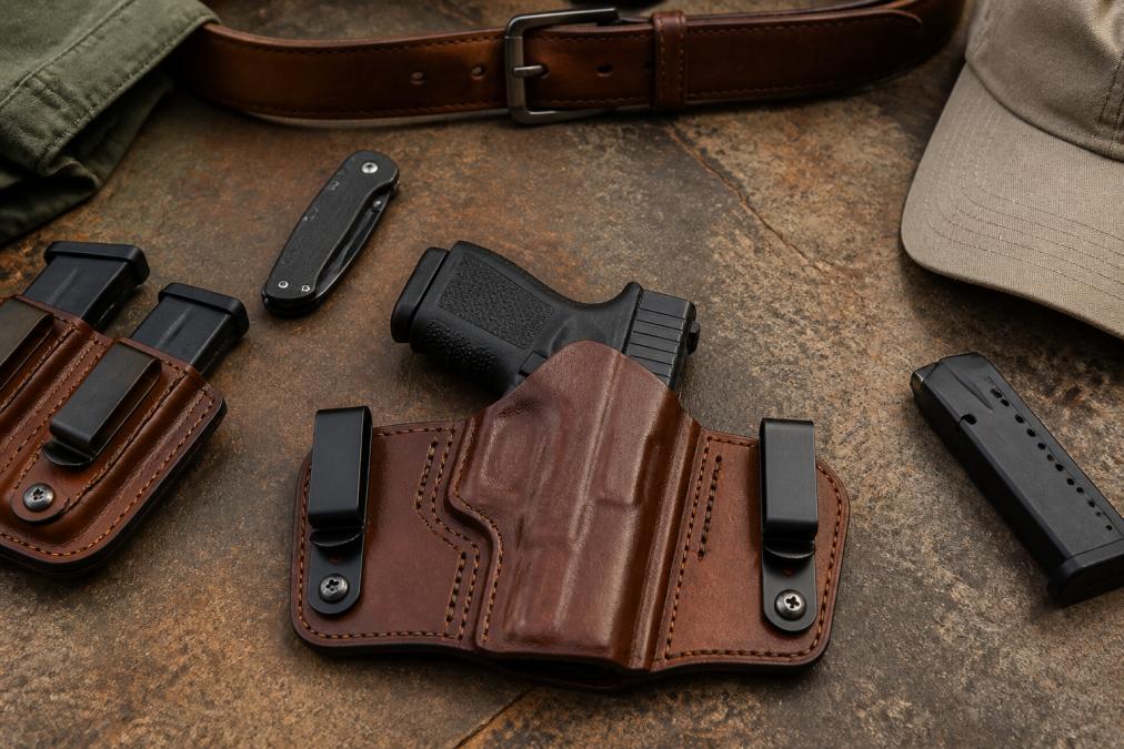 Best Appendix Carry Leather Holsters: 2026 Guide