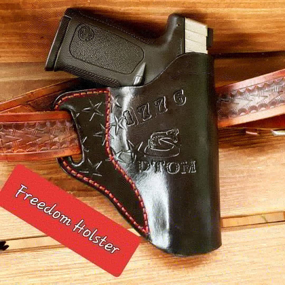The Freedom OWB Avenger Leather Holster, Leather Holster, Holster, EDC AnchorsAweighLeather